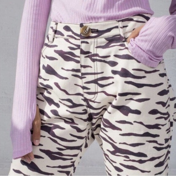 Rejina Pyo Sofia Tiger Print Straight Leg Jeans High Rise UK Size 10 / US Size 6 - Picture 12 of 15